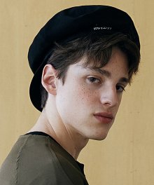 RC label newsboy cap (black)