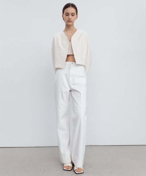 SEAM DETAIL STRAIGHT LEG JEANS