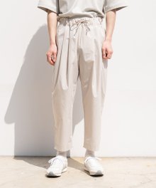 Compact yarn carrot-fit pants - Ivory