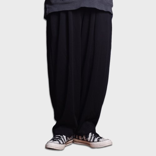 Брюки two tuck wide balloon