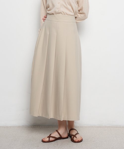 Long Flared Skirt - Light beige - Ladies