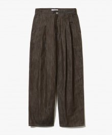 Clean Denim Deep Two Tuck Vertical Pants [Brown]