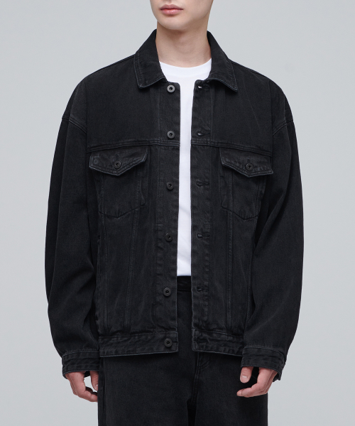 Oversized denim trucker jacket [Washed black]
