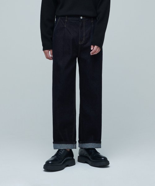 One tuck loose tapered denim pants [Deep indigo]