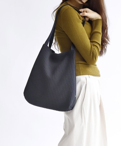 Cos pleated fabric on sale shopper