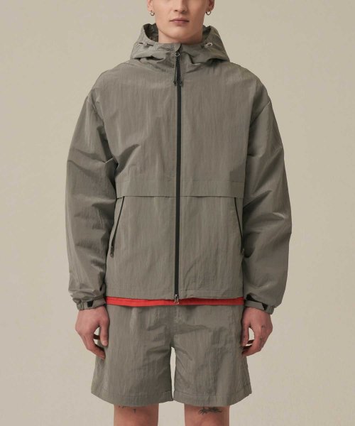 22SS active-light jumper_PALE KHAKI