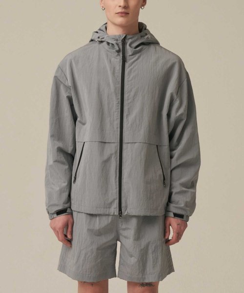 22SS active-light jumper_GREY