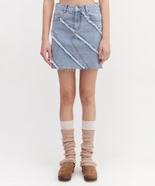 DIAGONAL DENIM SKIRT [BLUE]