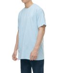 반스(VANS) 레프트 체스트 로고 반팔 티셔츠 - 발라드 블루:화이트 / VN0A3CZEZ2O1