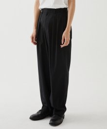 8 PLEATES WIDE TROUSERS (BLACK)