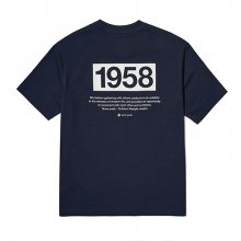 1958 그래픽 백 티셔츠 Navy (S22MURTS57)