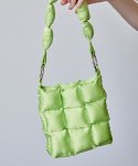 이지지(EEGEEGEE) GeeGee Puffer Bag (S) [Lime Green]