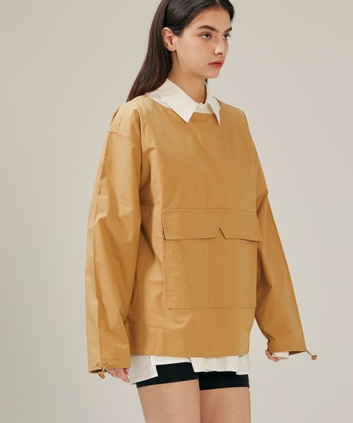 Signature pocket boat neck MTM