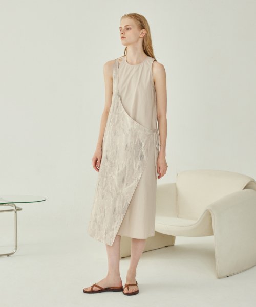 아템포(ATEMPO) SLIT WRAP DRESS_beige vein - 사이즈 & 후기 | 무신사