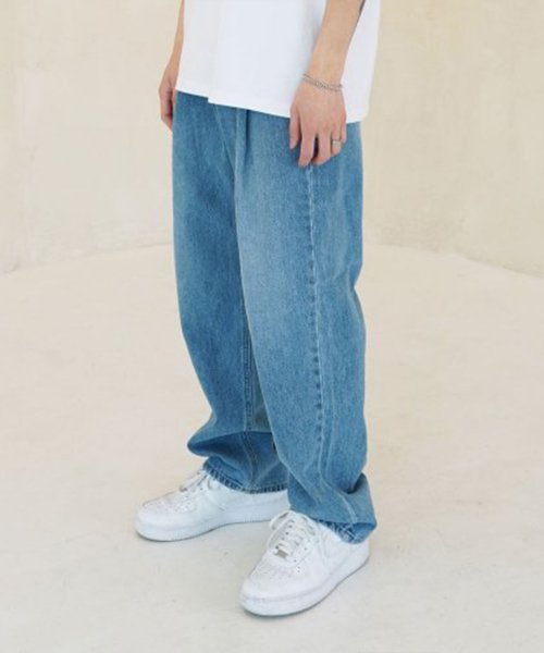 MUSINSA | SLOW RECORD HOUSE One chin wide denim pants