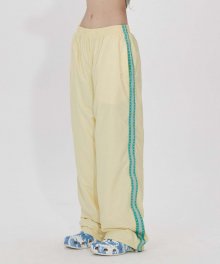 Star Track Pants Butter