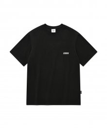 [에센셜] 시그니처 스몰 로고 티셔츠 (블랙)
