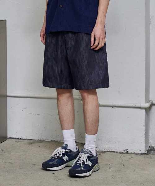 ​​​​VENICE SIDE TUCK DENIM SHORTS (NON FADE INDIGO)