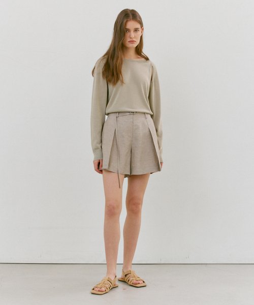 MUSINSA | CARRIERE LINEN BLEND ONE TUCK BELTED SHORT PANTS