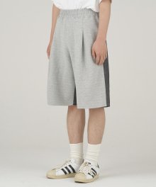 Deep One Tuck Half Shorts [Grey/Black]