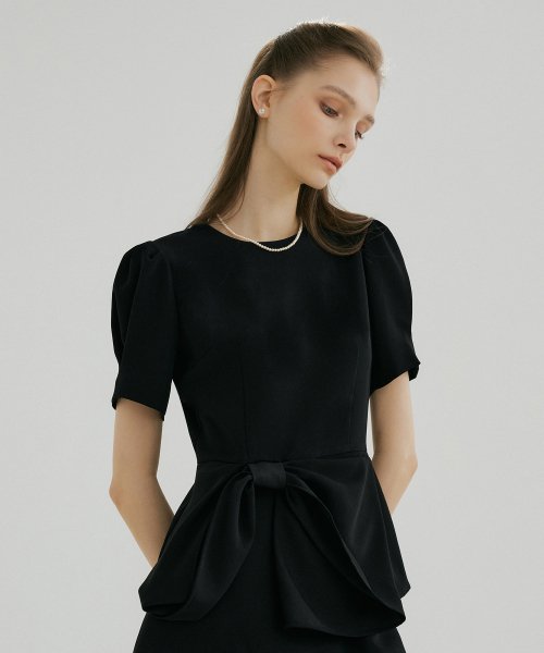 RIBBON PUFF BLOUSE