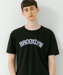 릴렉스핏 더블라운드넥 BROOKLYN 반팔티셔츠 블랙