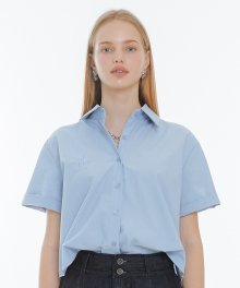 [MCT 5102] 베이직 로고 크롭 자수 셔츠 (소라)