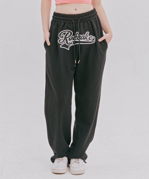 MUSINSA ROCKCAKE Bridge Logo 2way Jogger Pants Black