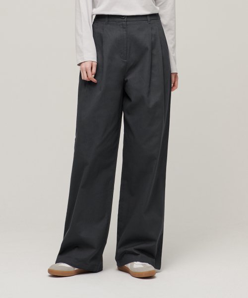 MUSINSA | MUSINSA STANDARD WOMAN Women's Two-Tuck Wide Chino Pants ...