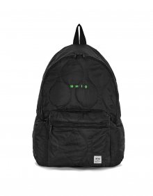 [Mmlg] BETWEEN BACKPACK (QUILTING) (BLACK)