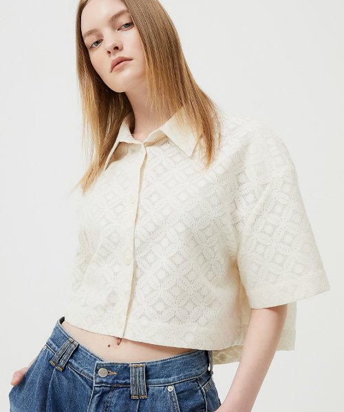 lace crop shirt (ivory)