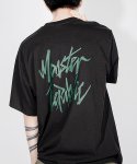 몬스터리퍼블릭(MONSTER REPUBLIC) 무브먼트 로고 티셔츠 블랙(딥그린)