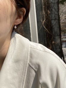 Deux.silver.116 / mini snowman earring