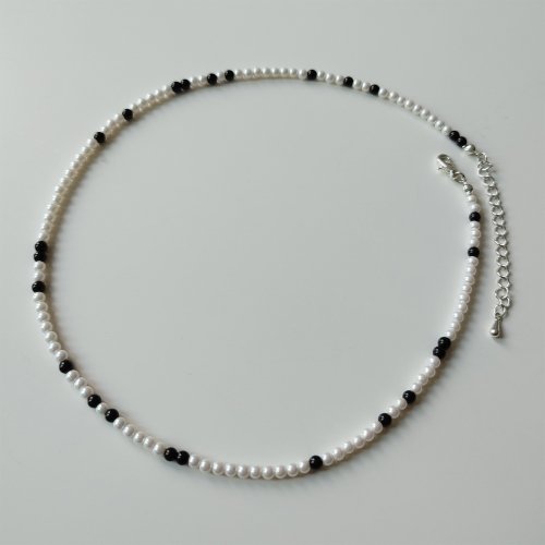 흑백 진주 목걸이_Black&White pearl necklace