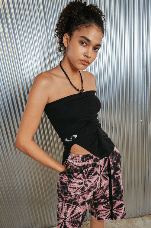 B string top_black
