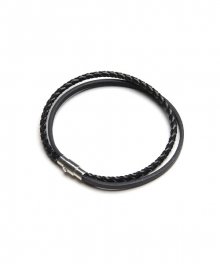 BA020 [Surgical steel] Layered leather bracelet