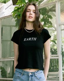 반팔 크롭 티셔츠 EARTH 블랙