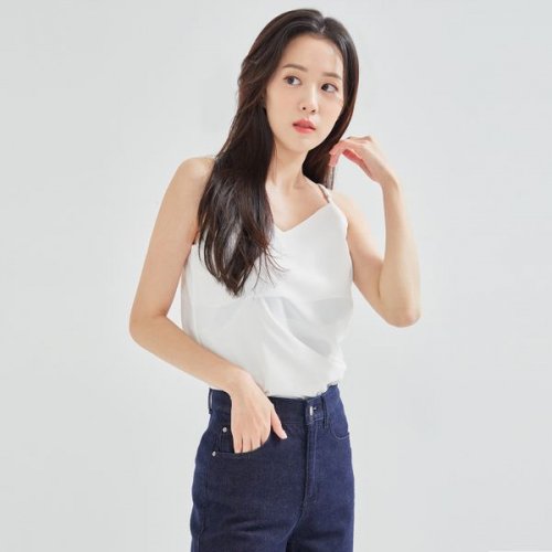 로엠(ROEM) 나시 블라우스 (4colors)_ RMBNC24R01 - 사이즈 & 후기 | 무신사 로엠(ROEM)  나시 블라우스 (4colors)_ RMBNC24R01 - 사이즈... 