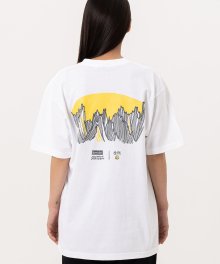 한국의 산 시리즈 그래픽 반팔 라운드 넥 티셔츠 금강산 화이트