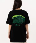 브로이스터(BROISTER) 한국의 산 시리즈 그래픽 반팔 라운드 넥 티셔츠 지리산 블랙