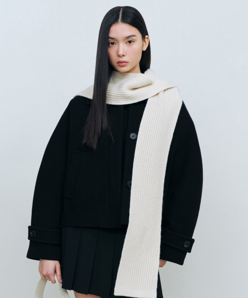 Женское короткое пальто мак из кашемира Black