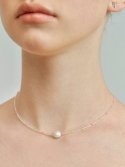 리엔느와르(leeENoir) Vivid Beads Pearl Necklace