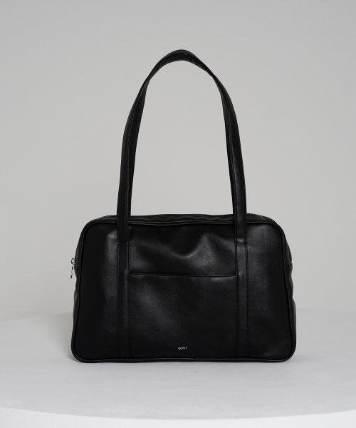 Black soft sales leather shoulder bag