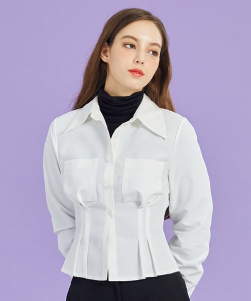 Cropped white deals shirt