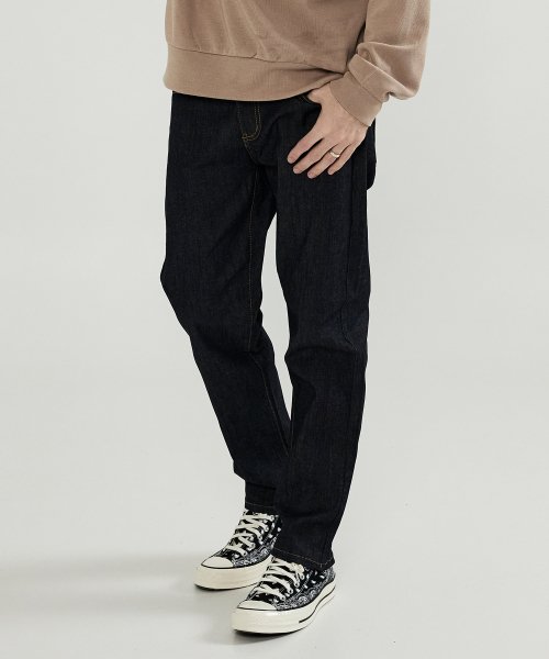 Джинсы CB tapered fit из сырого денима (средний синий)