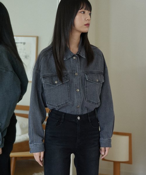 Short oversized hotsell denim jacket