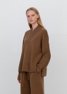 Pure saxon wool vneck pullover_Toffee