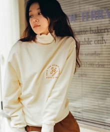 SITP5076 signature logo sweat shirt_Cream