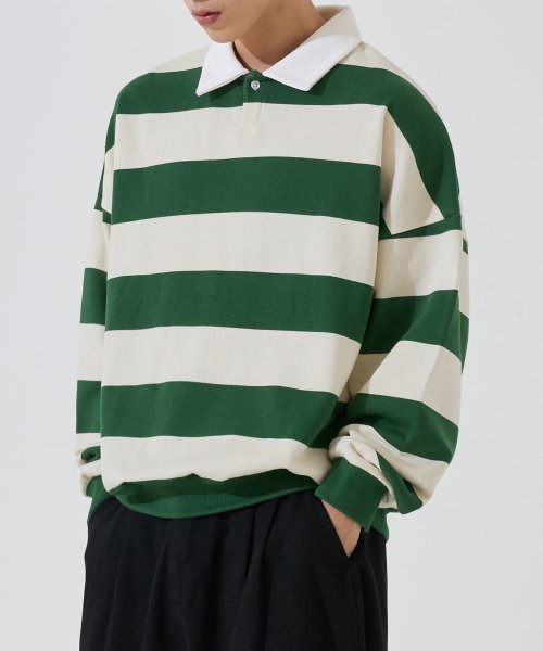 long sleeve collared sweatshirt