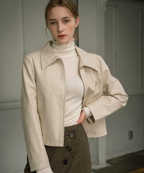 SIOT4023 Fake Кожа Crop JK_Cream